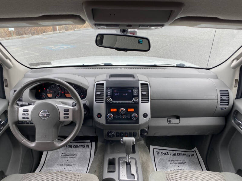 2016 Nissan Frontier SV