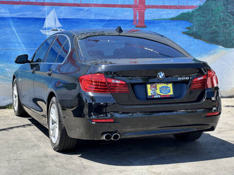 2015 BMW 5 Series 528i