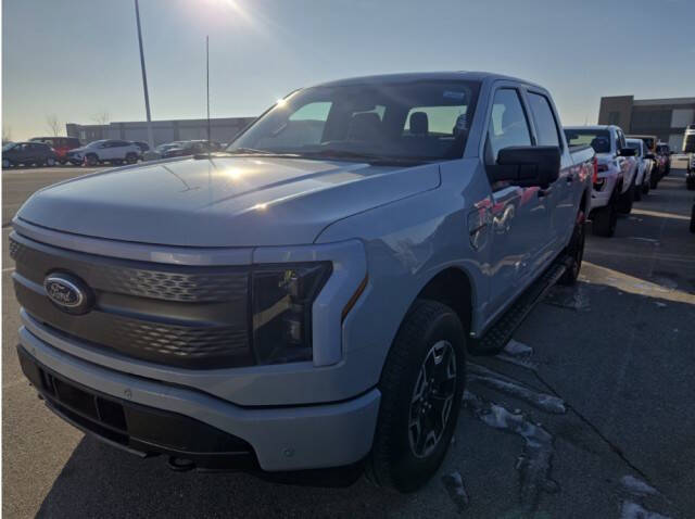 2023 Ford F-150 Lightning XLT