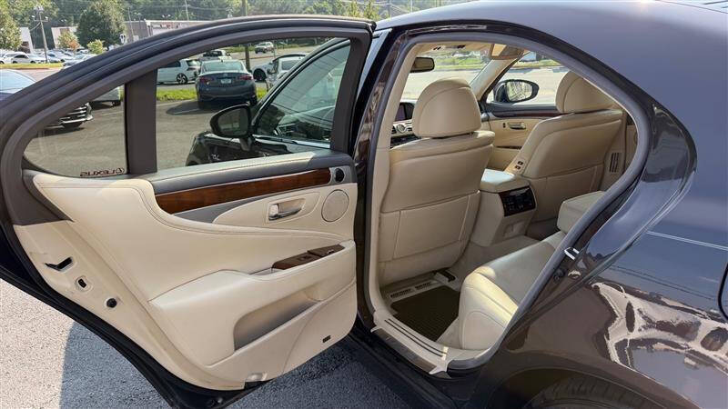 2016 Lexus LS 460