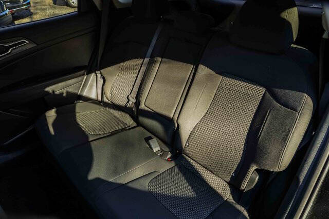 2023 Kia Sportage Hybrid LX