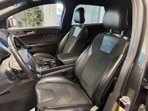 2019 Ford Edge ST