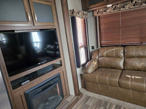 2016 Keystone RV Montana