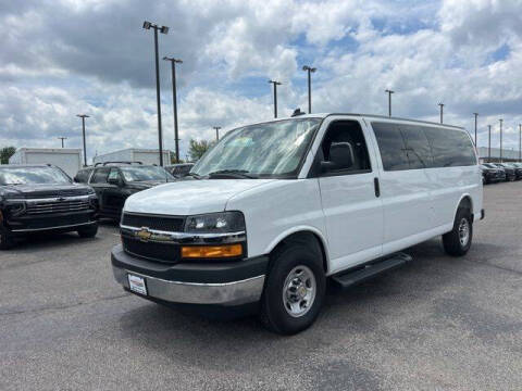 2025 Chevrolet Express 3500