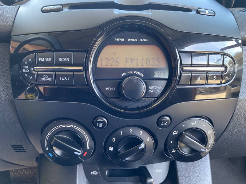 2014 Mazda MAZDA2 Sport