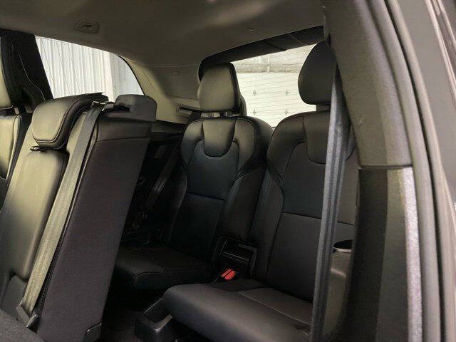 2023 Volvo XC90 B5 Core