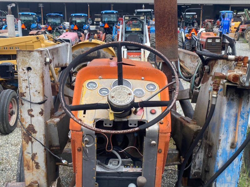 1967 Massey Ferguson 175