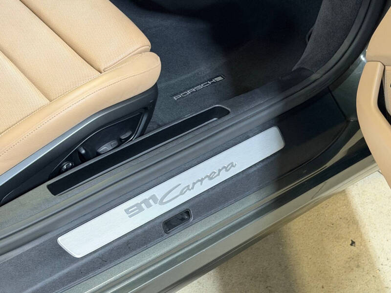 2023 Porsche 911 Carrera