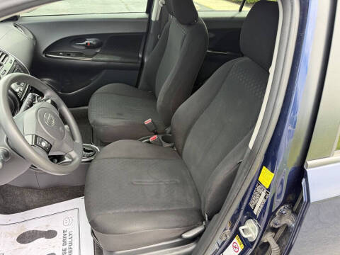 2010 Scion xD