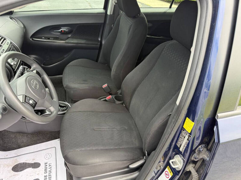 2010 Scion xD