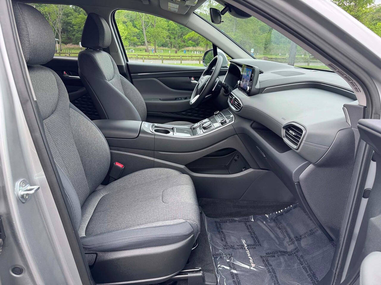 2022 Hyundai Santa Fe 17