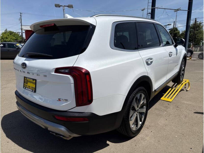 2020 Kia Telluride S