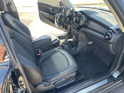 2018 MINI Hardtop 2 Door Cooper