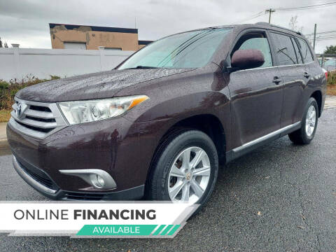 2011 Toyota Highlander SE