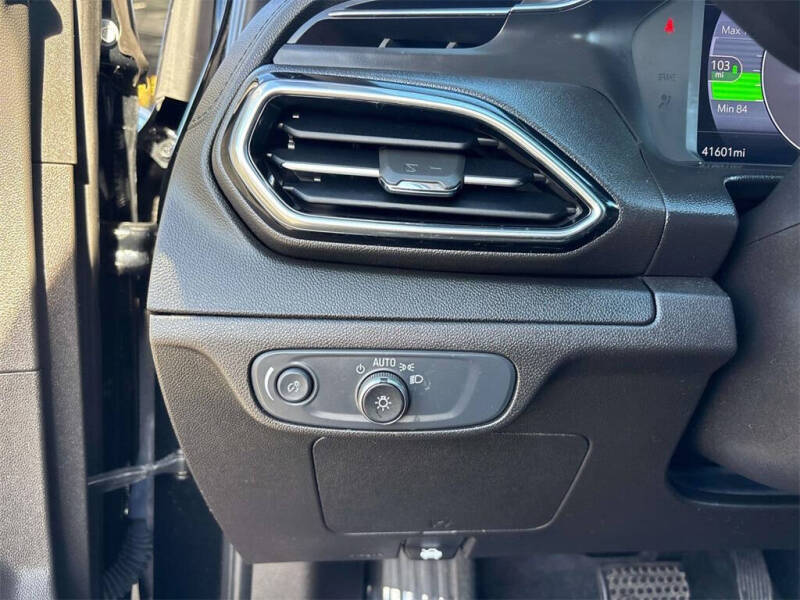 2022 Chevrolet Bolt EUV LT