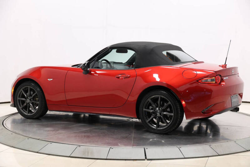 2016 Mazda MX-5 Miata Club