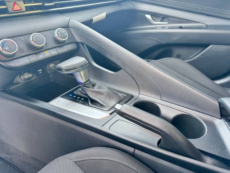 2021 Hyundai Elantra