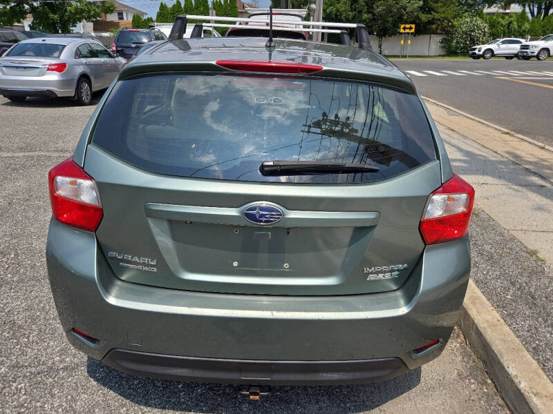2016 Subaru Impreza 2.0i