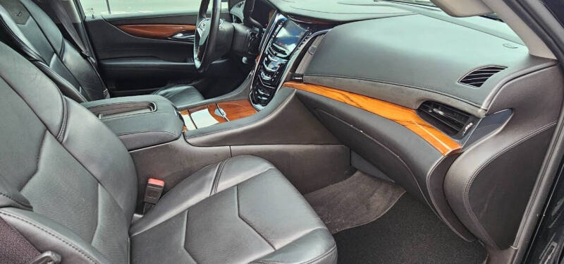 2015 Cadillac Escalade Premium