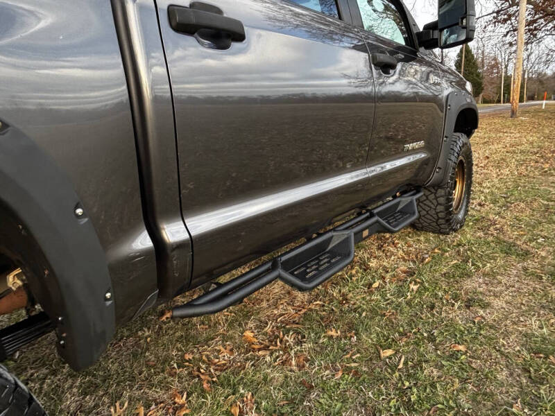 2014 Toyota Tundra SR5