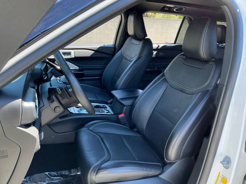 2023 Ford Explorer ST