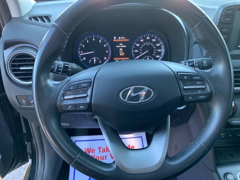 2021 Hyundai Kona SEL Plus