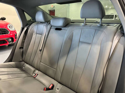 2017 Audi A4 2.0T quattro Prestige