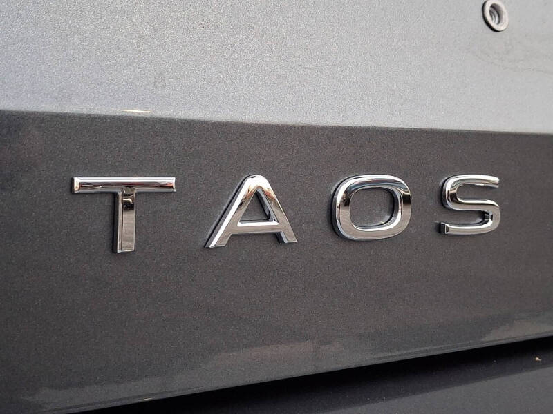 2026 Volkswagen Taos SEL 4Motion
