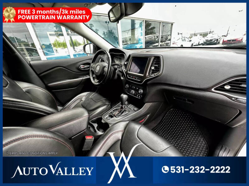 2021 Jeep Cherokee Trailhawk