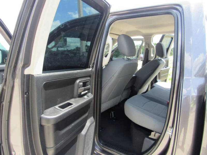 2017 RAM 1500 Express