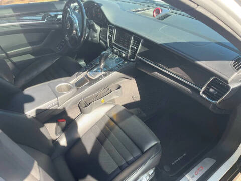 2014 Porsche Panamera GTS