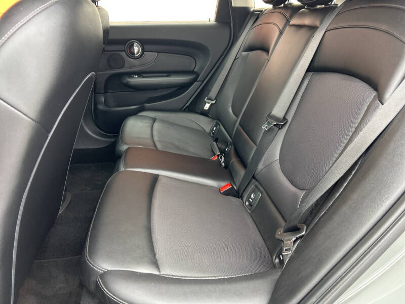 2017 MINI Clubman Cooper