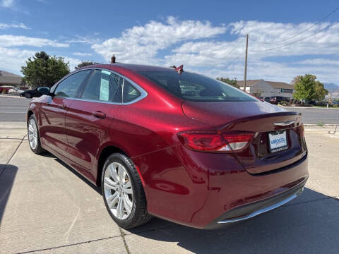 2015 Chrysler 200 Limited
