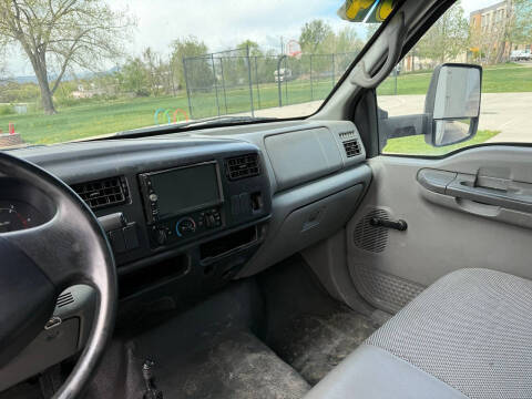 2004 Ford F-650 Super Duty