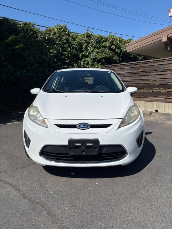 2011 Ford Fiesta SE