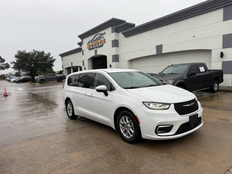 2023 Chrysler Pacifica Touring L