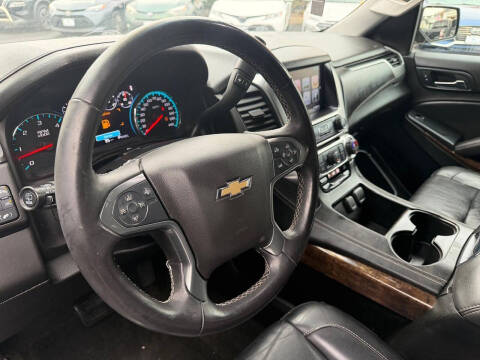 2017 Chevrolet Suburban LT