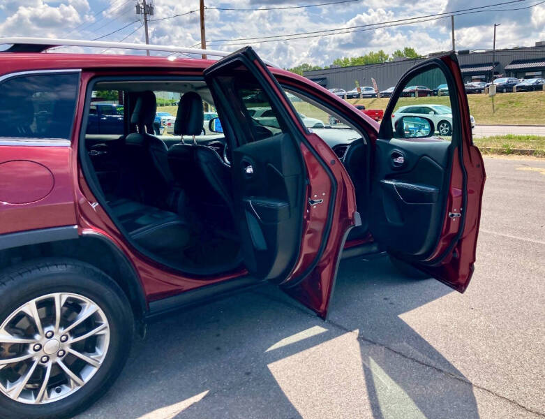 2019 Jeep Cherokee Latitude Plus