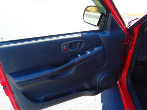 2004 Chevrolet Blazer LS