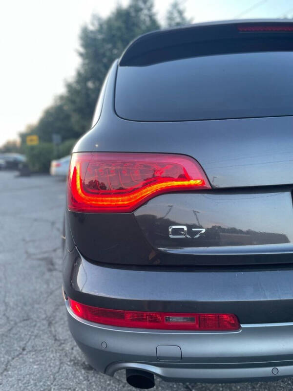 2011 Audi Q7 3.0T quattro Premium Plus