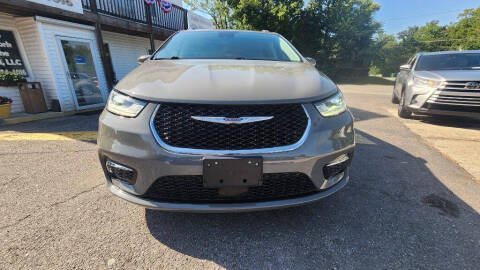 2022 Chrysler Pacifica Touring L
