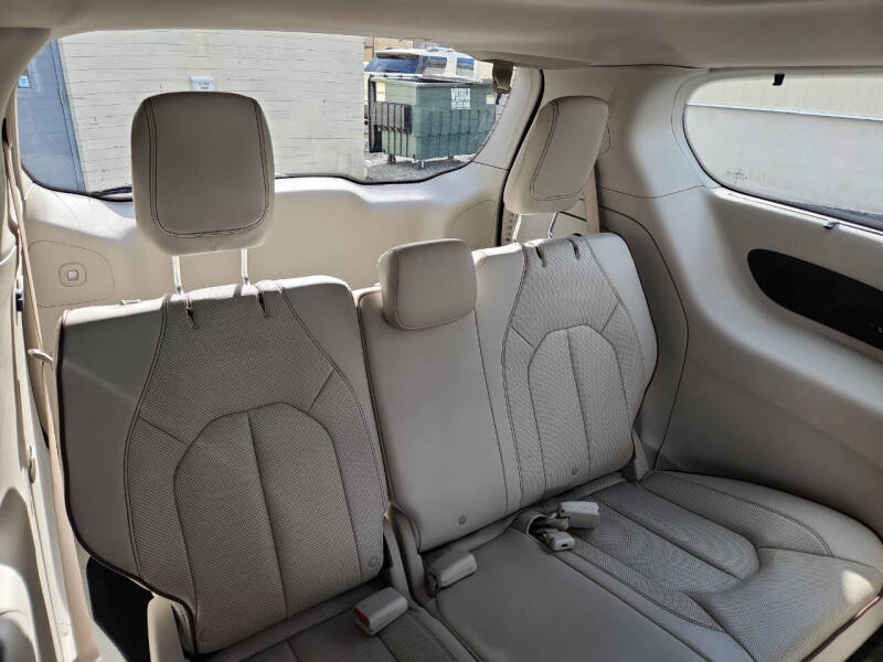 2017 Chrysler Pacifica Limited