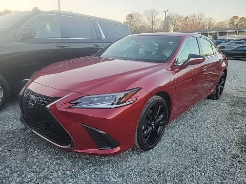 2022 Lexus ES 300h