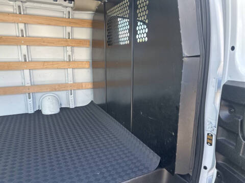 2024 GMC Savana 2500