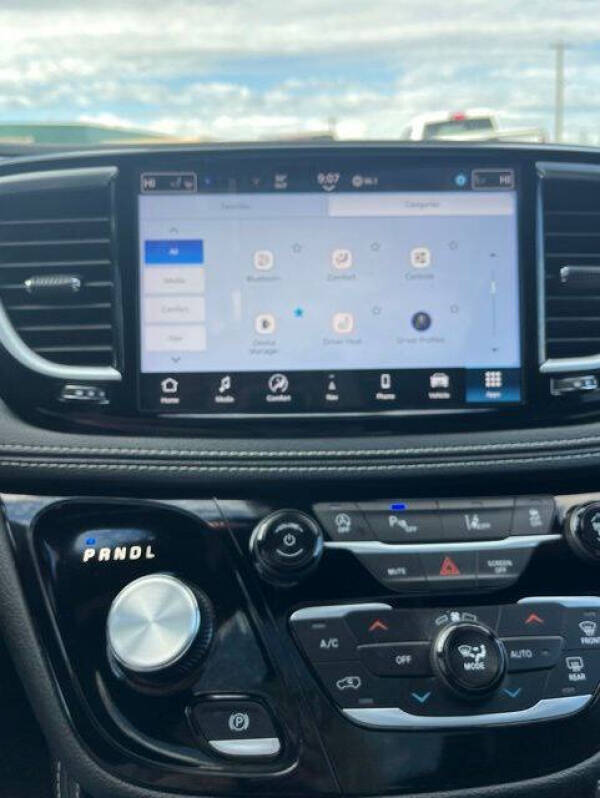2026 Chrysler Pacifica Limited