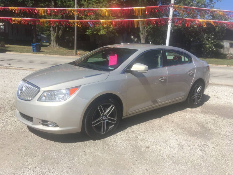 2011 Buick LaCrosse for sale at Antique Motors in Plymouth IN