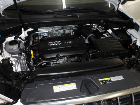 2019 Audi Q3 quattro Premium 45 TFSI