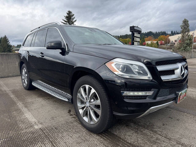 2013 Mercedes-Benz GL-Class for sale at Worldwide Auto in Portland, OR