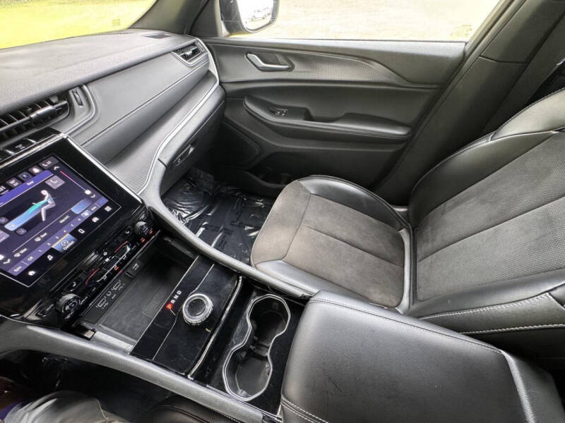 2023 Jeep Grand Cherokee L