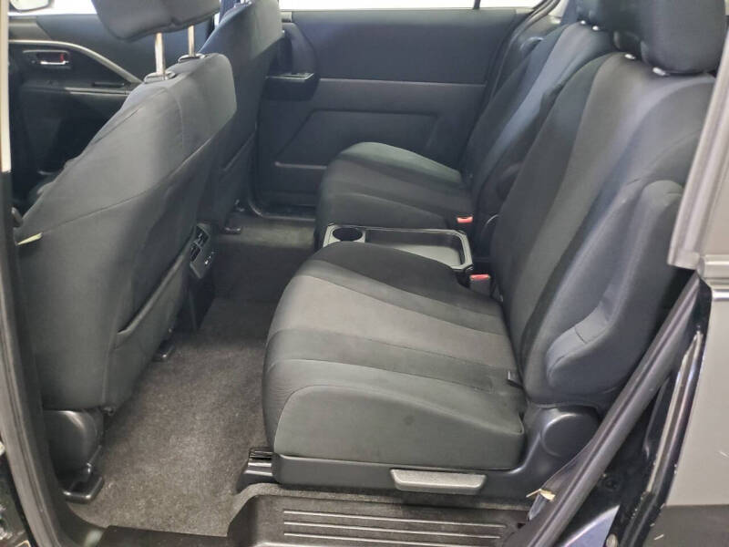 2013 Mazda MAZDA5 Sport